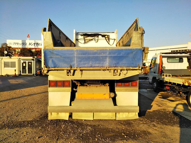 日野プロフィアダンプ大型（10t）[写真11]