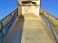 日野プロフィアダンプ大型（10t）[写真13]