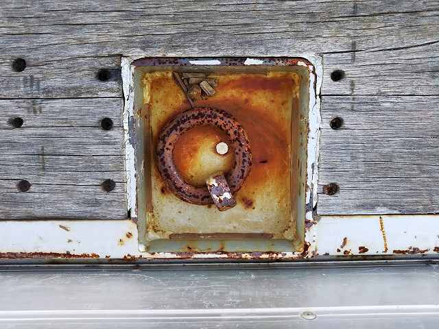 UDトラックスコンドルアルミブロック中型（4t）[写真17]