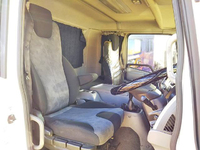 UDトラックスコンドルアルミブロック中型（4t）[写真32]