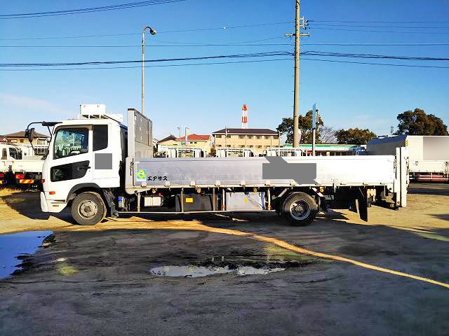 UDトラックスコンドルアルミブロック中型（4t）[写真05]