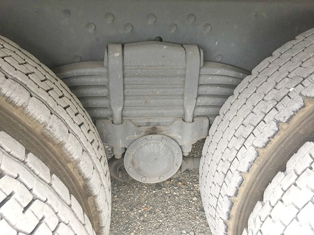 三菱ふそうスーパーグレートスクラップ運搬車大型（10t）[写真11]