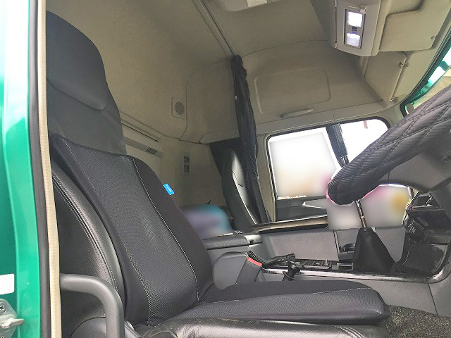 三菱ふそうスーパーグレートスクラップ運搬車大型（10t）[写真17]