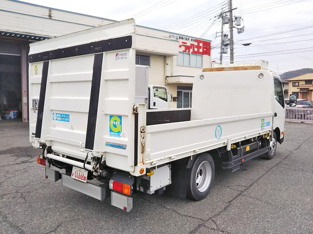 日野デュトロ平ボディ小型（2t・3t）[写真02]