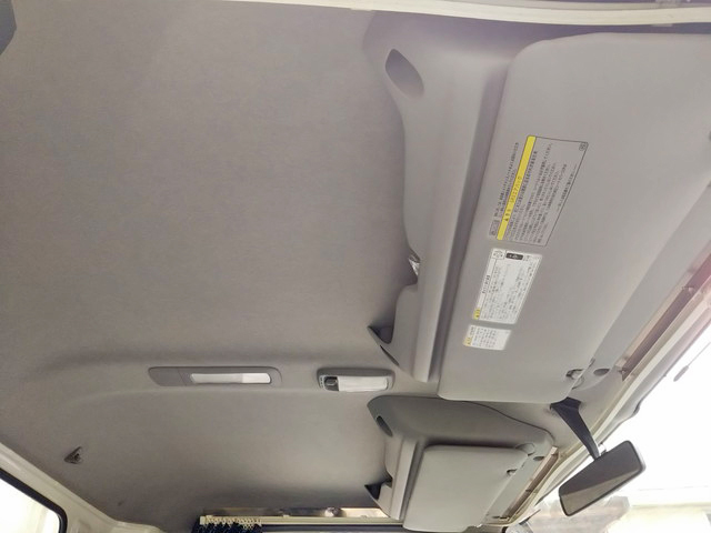 日野デュトロ平ボディ小型（2t・3t）[写真33]