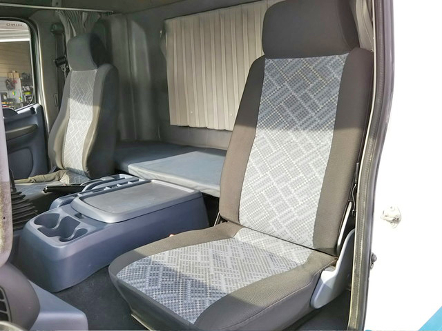 日野レンジャー冷凍車（冷蔵車）中型（4t）[写真32]