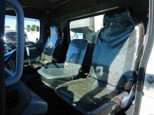 日野レンジャーユニック5段増トン（6t・8t）[写真21]