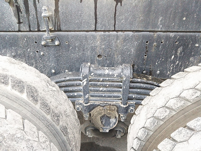 いすゞギガダンプ大型（10t）[写真15]