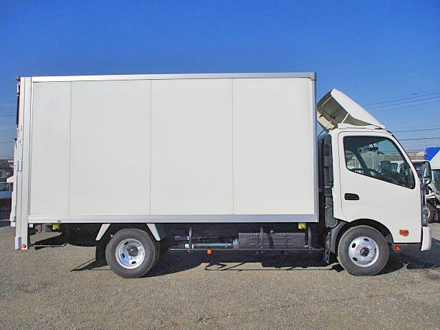 トヨタダイナパネルバン小型（2t・3t）[写真07]
