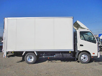 トヨタダイナパネルバン小型（2t・3t）[写真07]