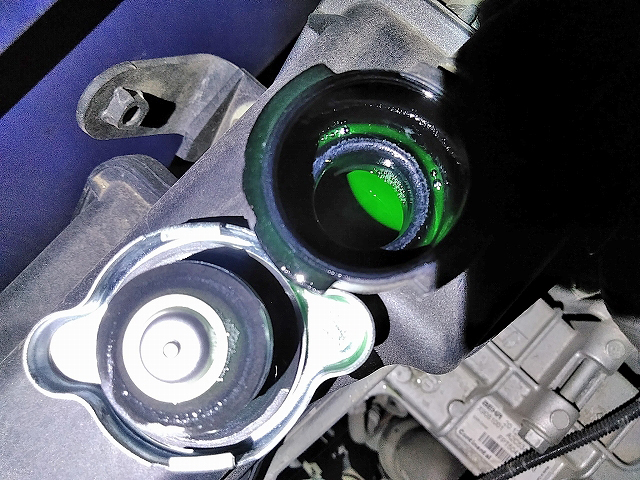 三菱ふそうキャンターダンプ小型（2t・3t）[写真20]