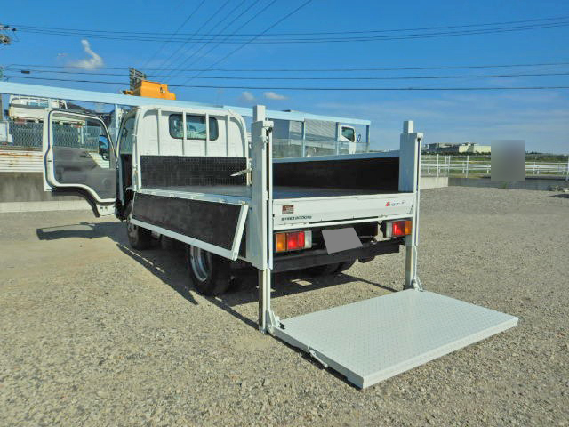 いすゞエルフ平ボディ小型（2t・3t）[写真08]