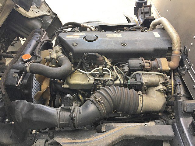 いすゞエルフアルミバン小型（2t・3t）[写真11]