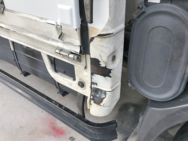 トヨタダイナ平ボディ小型（2t・3t）[写真18]