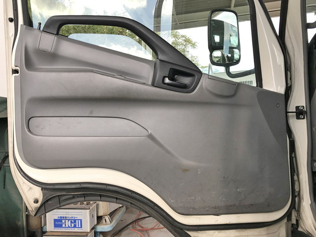 トヨタダイナ平ボディ小型（2t・3t）[写真28]