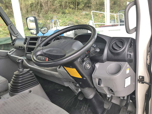 トヨタダイナ平ボディ小型（2t・3t）[写真31]