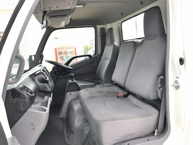 トヨタダイナ平ボディ小型（2t・3t）[写真32]