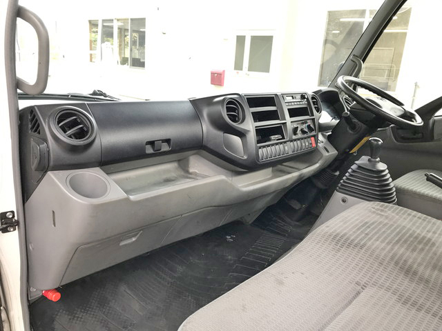 トヨタダイナ平ボディ小型（2t・3t）[写真33]