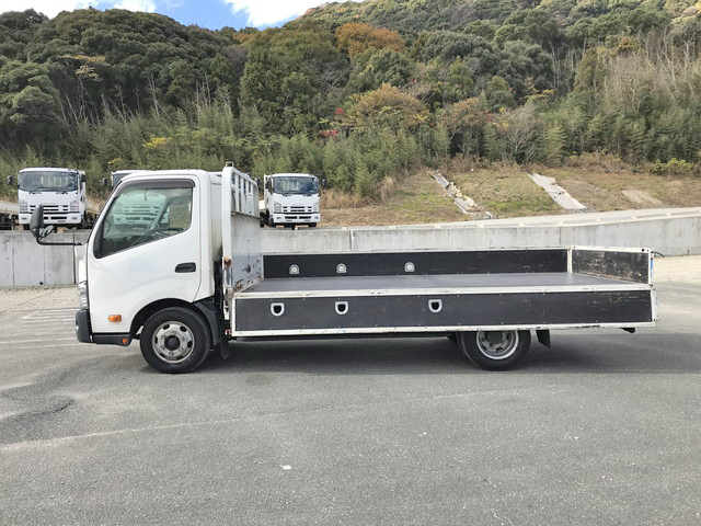 トヨタダイナ平ボディ小型（2t・3t）[写真06]