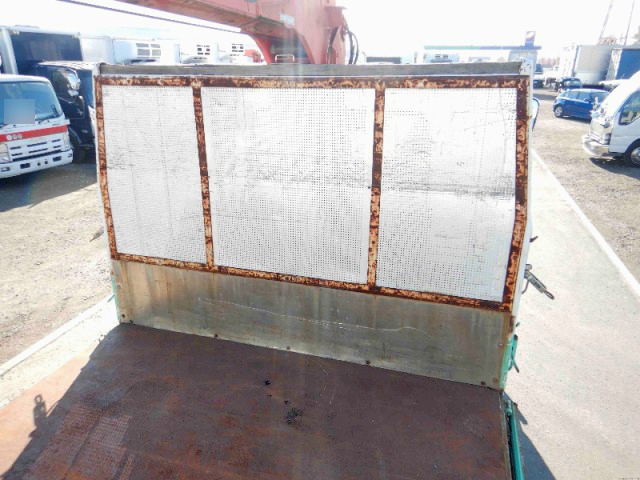 三菱ふそうファイターユニック4段中型（4t）[写真11]