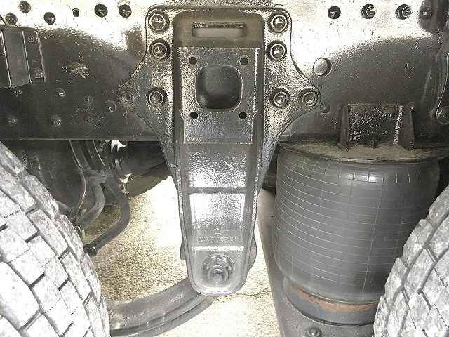 三菱ふそうスーパーグレート冷蔵冷凍ウイング大型（10t）[写真23]