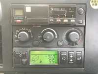 三菱ふそうスーパーグレート冷蔵冷凍ウイング大型（10t）[写真35]