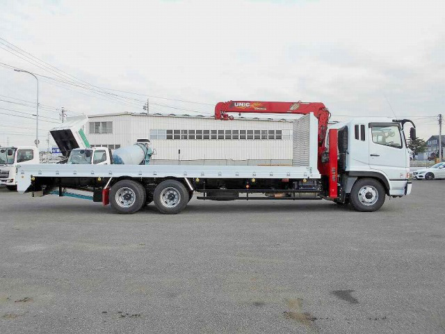 三菱ふそうスーパーグレートセルフクレーン4段大型（10t）[写真10]