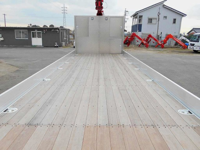 三菱ふそうスーパーグレートセルフクレーン4段大型（10t）[写真15]