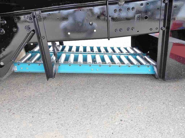 三菱ふそうスーパーグレートセルフクレーン4段大型（10t）[写真22]