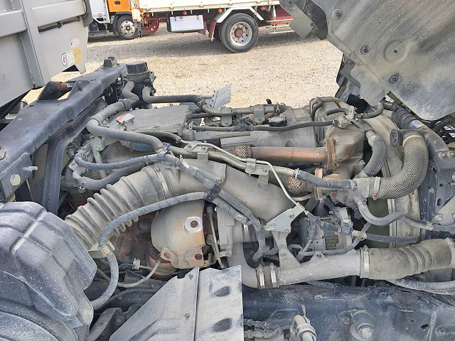 日野レンジャーダンプ増トン（6t・8t）[写真22]