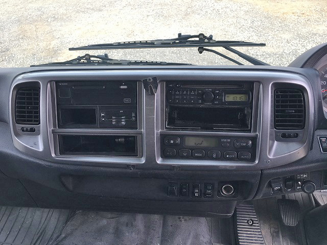 日野レンジャーダンプ増トン（6t・8t）[写真34]