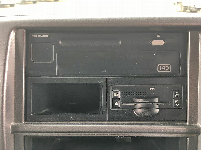 日野レンジャーダンプ増トン（6t・8t）[写真35]