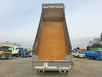 日野レンジャーダンプ増トン（6t・8t）[写真07]