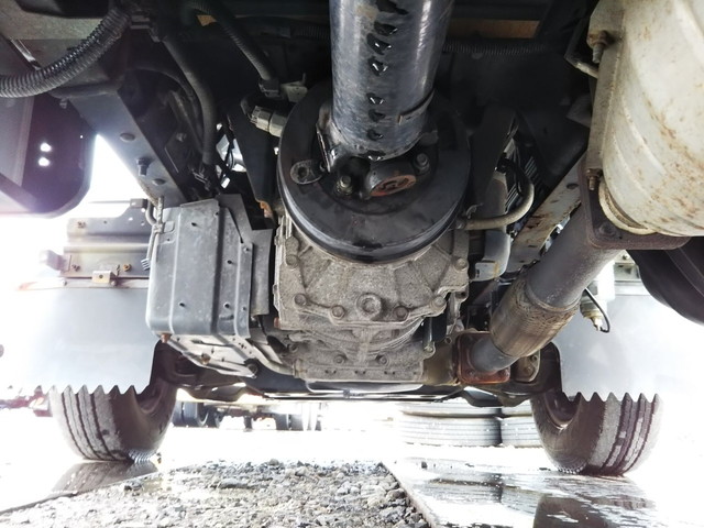 いすゞエルフアルミバン小型（2t・3t）[写真21]