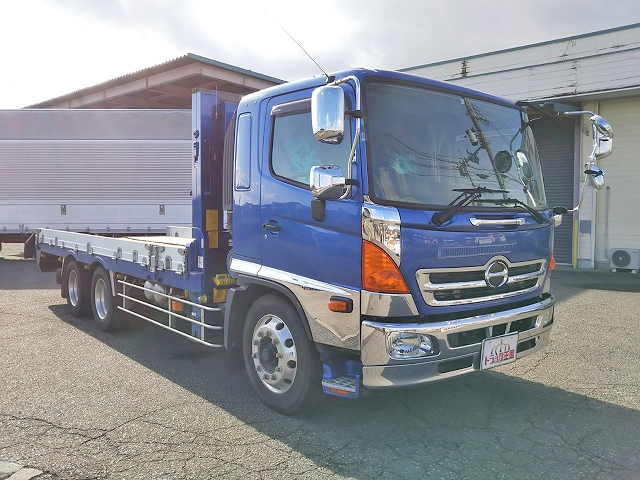 日野レンジャーセルフローダー増トン（6t・8t）[写真03]