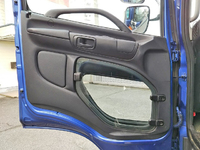 日野レンジャーセルフローダー増トン（6t・8t）[写真30]