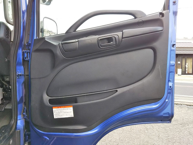 日野レンジャーセルフローダー増トン（6t・8t）[写真31]