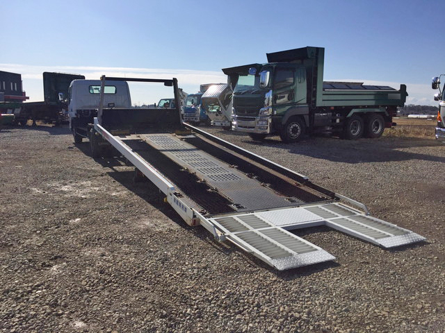 三菱ふそうキャンターセーフティローダー小型（2t・3t）[写真04]