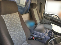 日野レンジャーアコーディオン車中型（4t）[写真15]