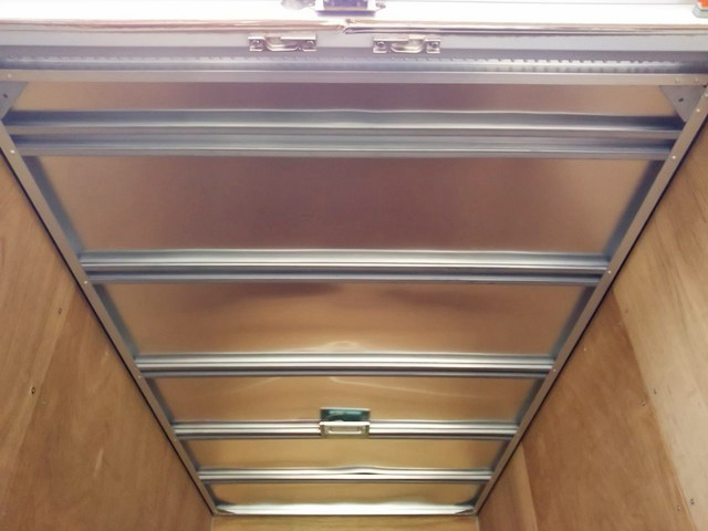 いすゞエルフパネルバン小型（2t・3t）[写真14]