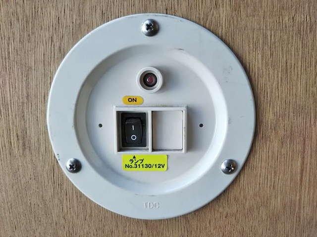 いすゞエルフパネルバン小型（2t・3t）[写真15]