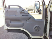 いすゞエルフパネルバン小型（2t・3t）[写真28]