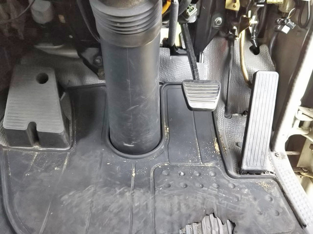 いすゞエルフパネルバン小型（2t・3t）[写真35]