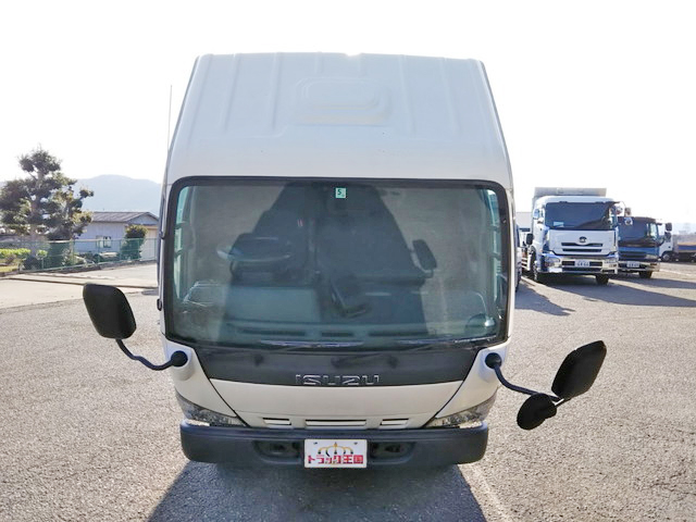 いすゞエルフパネルバン小型（2t・3t）[写真08]