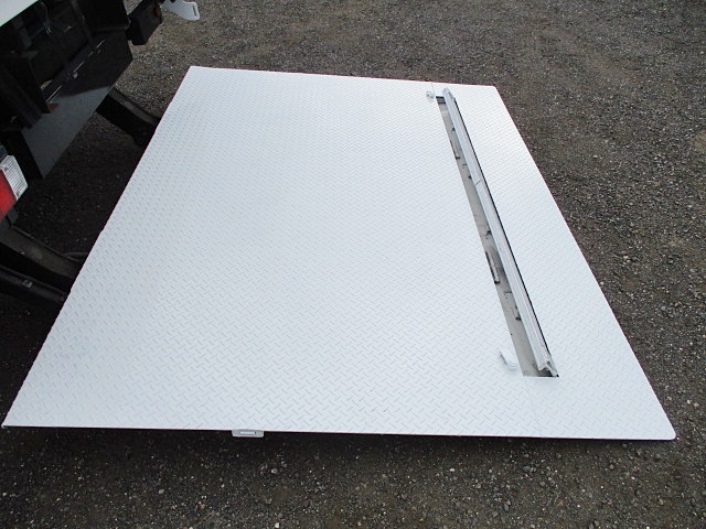 三菱ふそうキャンター平ボディ小型（2t・3t）[写真12]