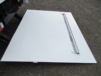 三菱ふそうキャンター平ボディ小型（2t・3t）[写真12]