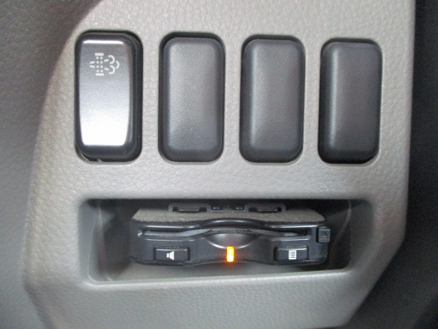 三菱ふそうキャンター平ボディ小型（2t・3t）[写真22]