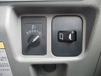 三菱ふそうキャンター平ボディ小型（2t・3t）[写真24]