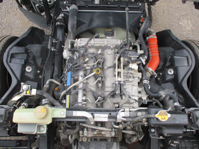 三菱ふそうキャンター平ボディ小型（2t・3t）[写真28]