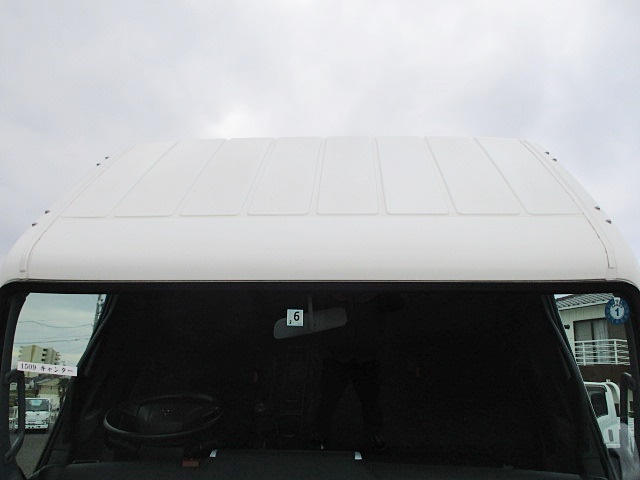 三菱ふそうキャンター平ボディ小型（2t・3t）[写真29]